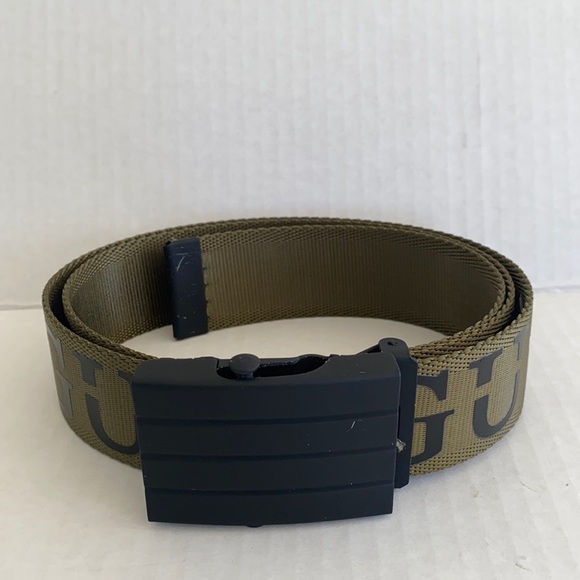 New GUESS Logo Belt SZ 32 - Picture 2 of 4